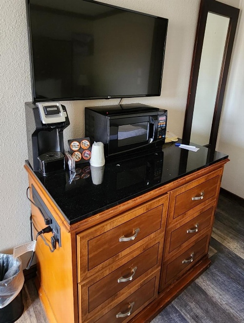 The Dalles Inn image 3